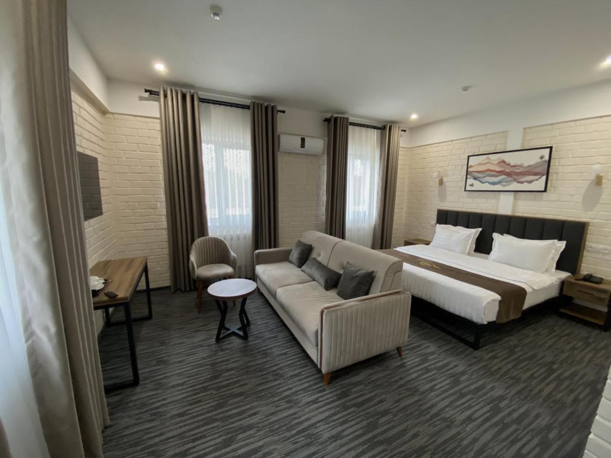 Vatan Plaza Hotel Tashkent Exterior photo